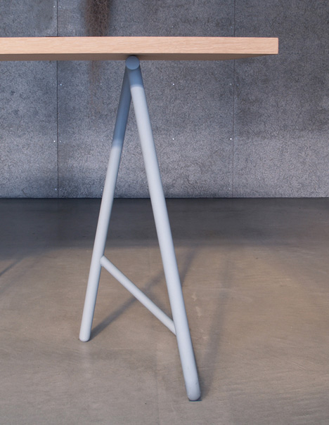 Uma by Kazunaga Sakashita updates archetypal trestle table