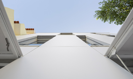 Unifamiliar-House-in-Parede-19