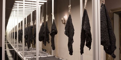 Bart Hess recruits public to create bespoke textile production line in Milan installation