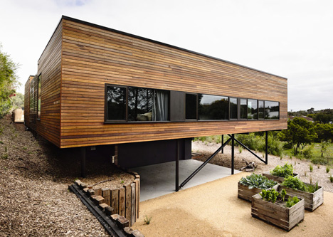 Blairgowrie House by Wolveridge Architects creates a timber-clad seaside home