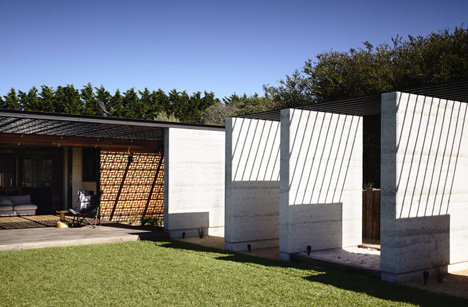 Blairgowrie House by Wolveridge Architects creates a timber-clad seaside home