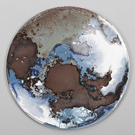 Ceramic tables by Elisa Strozyk