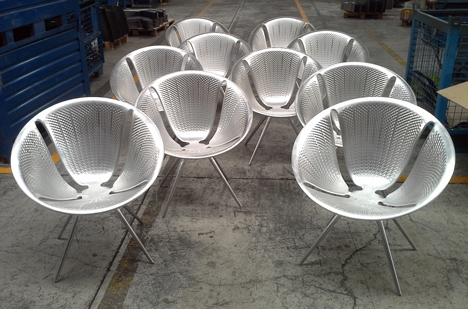 Diatom chair by Ross Lovegrove