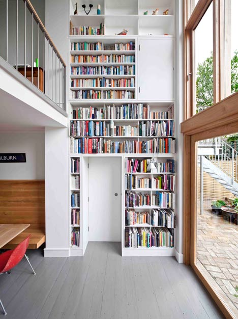 Kilburn Nightingale remodels Hackney townhouse and adds sweet-chestnut joinery