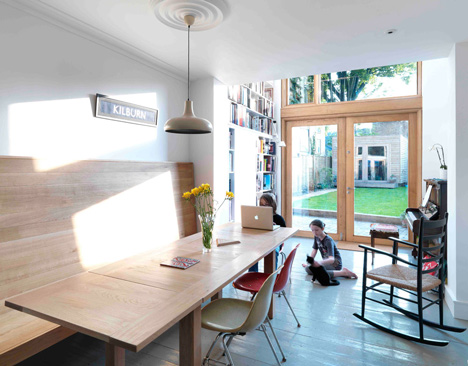 Kilburn Nightingale remodels Hackney townhouse and adds sweet-chestnut joinery