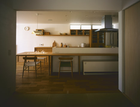 House in Fukai Japan by Horibe Associates