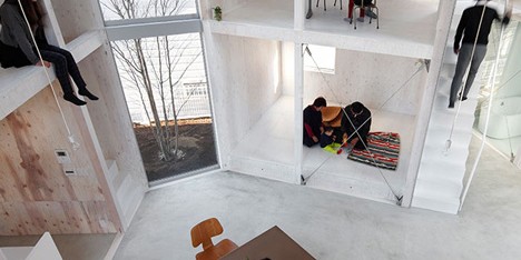 House in Kashiwa by Yamazaki Kentaro