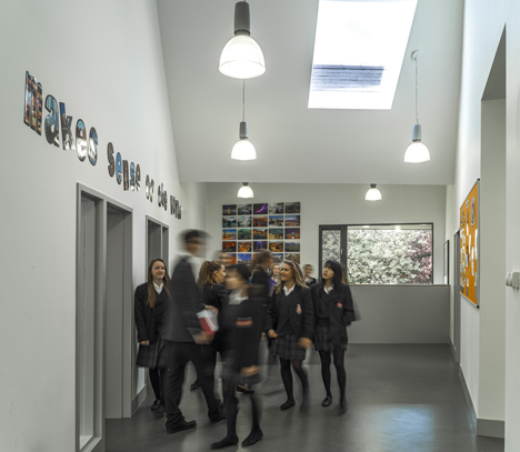 Kingswood School, Bath by Mitchell Taylor Workshop
