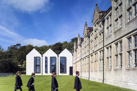 Kingswood School, Bath by Mitchell Taylor Workshop