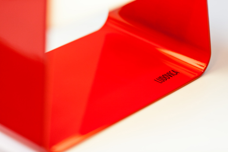 Zanocchi & Starke combine desktop bookcase and battery-powered lamp