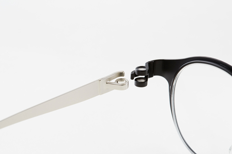 Magne-hinge glasses by Nendo_dezeen_11