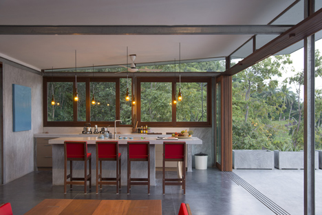 Naked House by Marc Gerritsen
