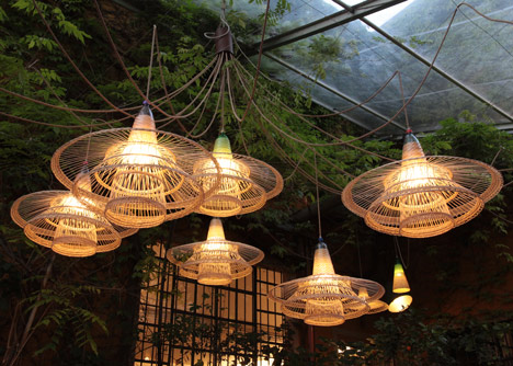 Woven plastic bottle Pet lamps by Alvaro Catalan de Ocon