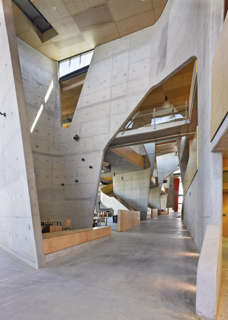 Abedian School of Architecture by CRAB Studio