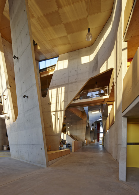 School of Architecture, Bond University by CRAB studio