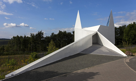 Church by Schneider+Schumacher based on motorway signage looks like Batman