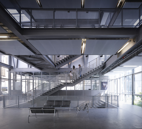 Aluminium-clad building by Marc Mimram added to Strasbourg architecture school