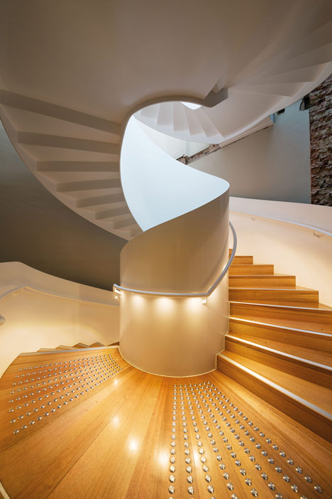 Tasmanian Museum and Art Gallery by Francis-Jones Morehen Thorp
