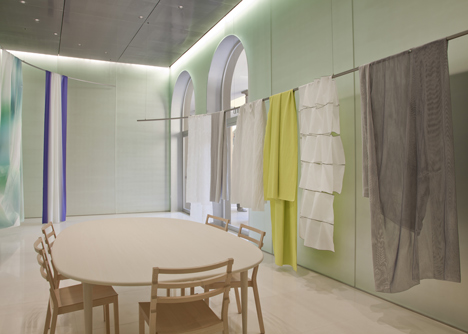 Kinnasand Milan showroom by Toyo Ito