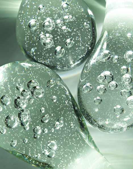Bubbly beads of light hover at Torafu Architects' Tokyo installation
