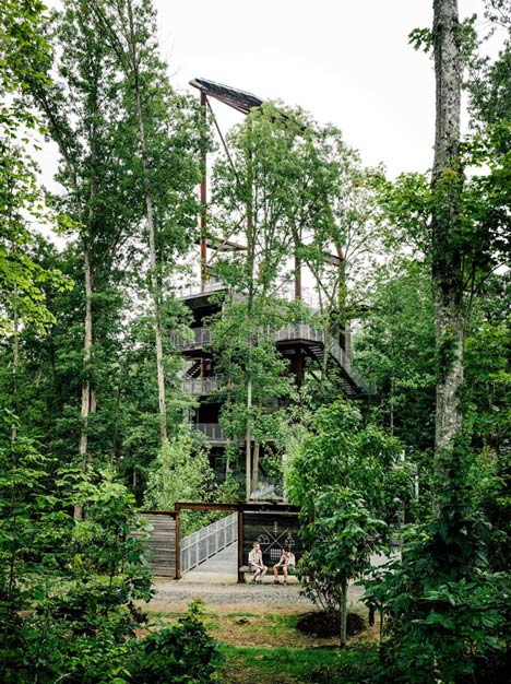 West Virginia treehouse by Mithun
