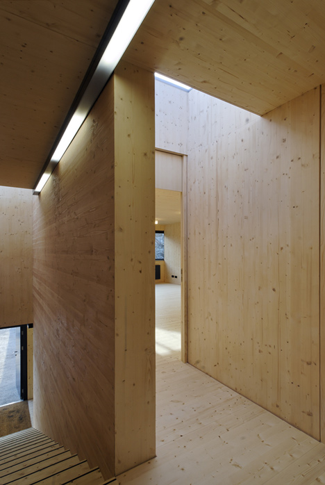 Youth-Club Extension by Bernd Zimmermann Architekten