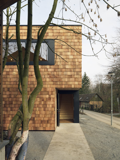 Youth-Club Extension by Bernd Zimmermann Architekten