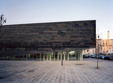 Antony Multisports Complex by Archi5 and Technova Architecture