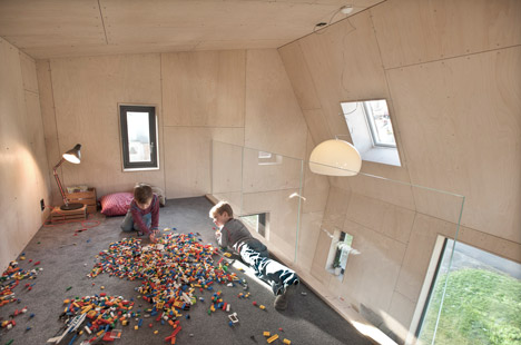 Arne Garborgsveg 18 house extension by TYIN tegnestue Architects
