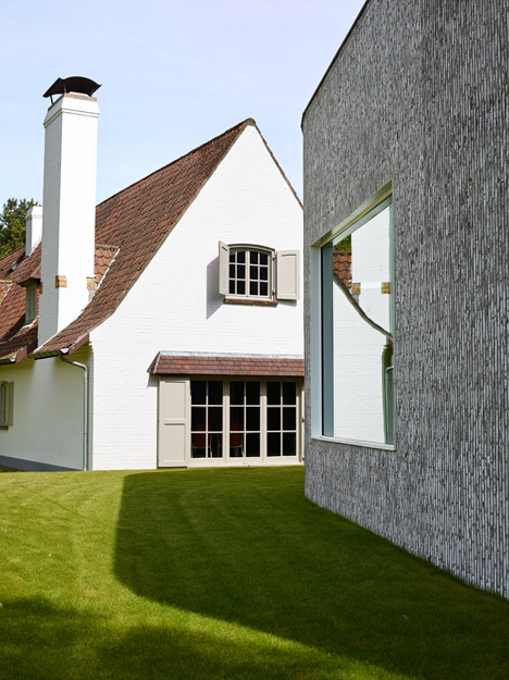Kortrijk auditorium by Dehullu Architecten