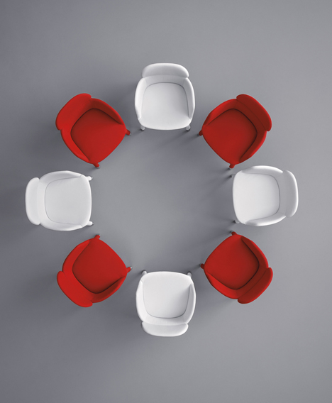 Ester 690 in red and white