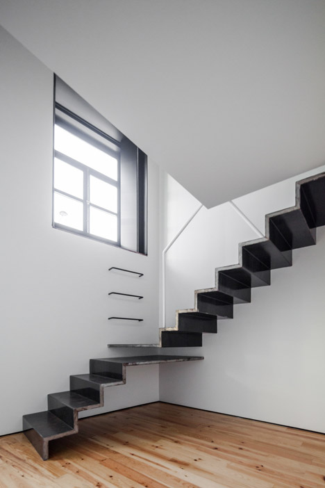 DM2 Housing in Porto by OODA