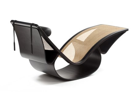 Espasso collection Rio rocking chaise by Oscar Niemeyer