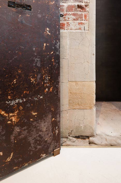 Former Rocks Police Station turned cafe by Welsh and Major_dezeen_11