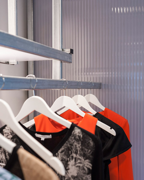 Frenchologie shop by Bat Studio