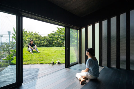 Grass Cave House by Makiko Tsukada Architects