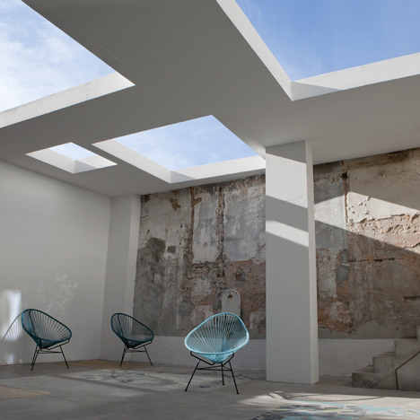 House-rehabilitation-in-Marseille-Marion-Bernard-Agency