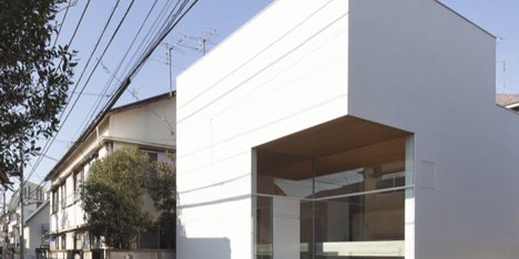 KKZ-House-by-International-Royal-Architecture