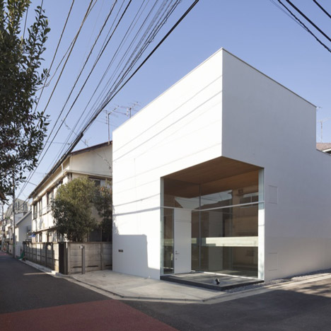 KKZ-House-by-International-Royal-Architecture