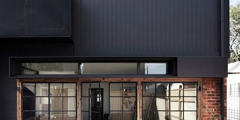 Whiting Architects adds utilitarian extension to Melbourne residence