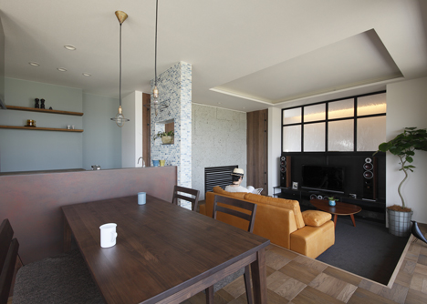 Minakuchi House by Alts Design Office