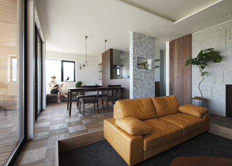 Minakuchi House by Alts Design Office
