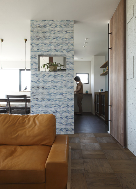 Minakuchi House by Alts Design Office