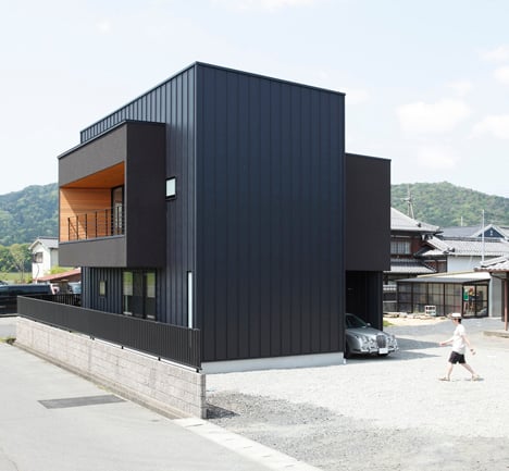 Minakuchi House by Alts Design Office