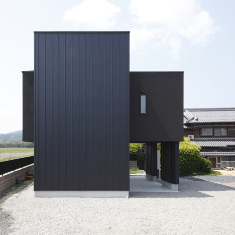 Minakuchi House by Alts Design Office