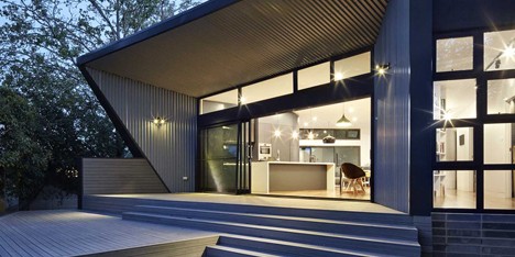 Narrabundah House Canberra by Adam Dettrick