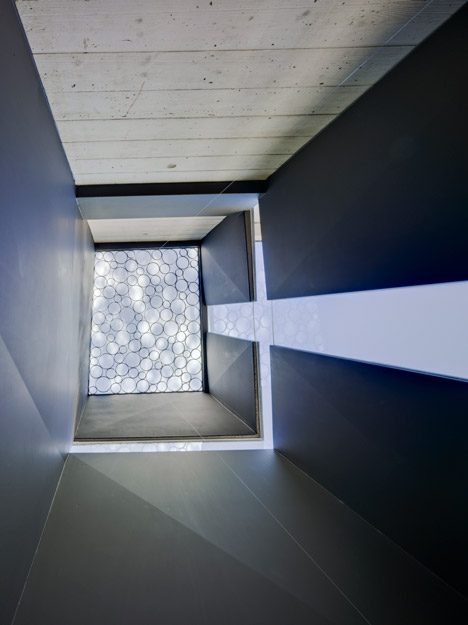 Pantheon in Murcia by Amparo and Andres Martinez Vidal