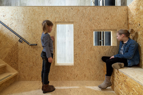 Zecc Architecten transforms an old water tower into a parkland observation point