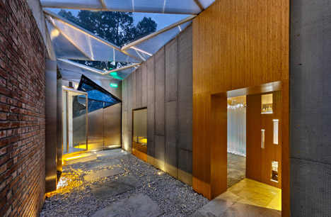 The Forbidden City Red-Wall Teahouse by Cutscape Architecture