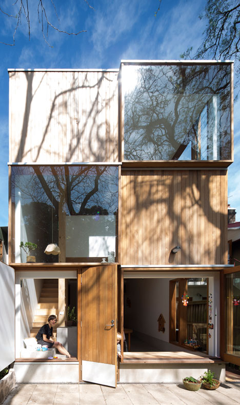 Three by Two House by Panovscott